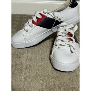 NEW‎ Nautica Sneakers Women Size 8 White with Blue and Red.